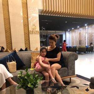 Meet your Posher, Holly